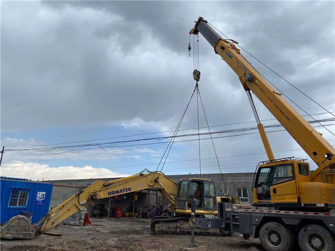 大冶市25吨吊车的工作半径是多少？